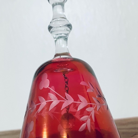 Vintage Dinner Bell Cranberry Ruby Red Etched Floral Glass - Picture 6 of 12